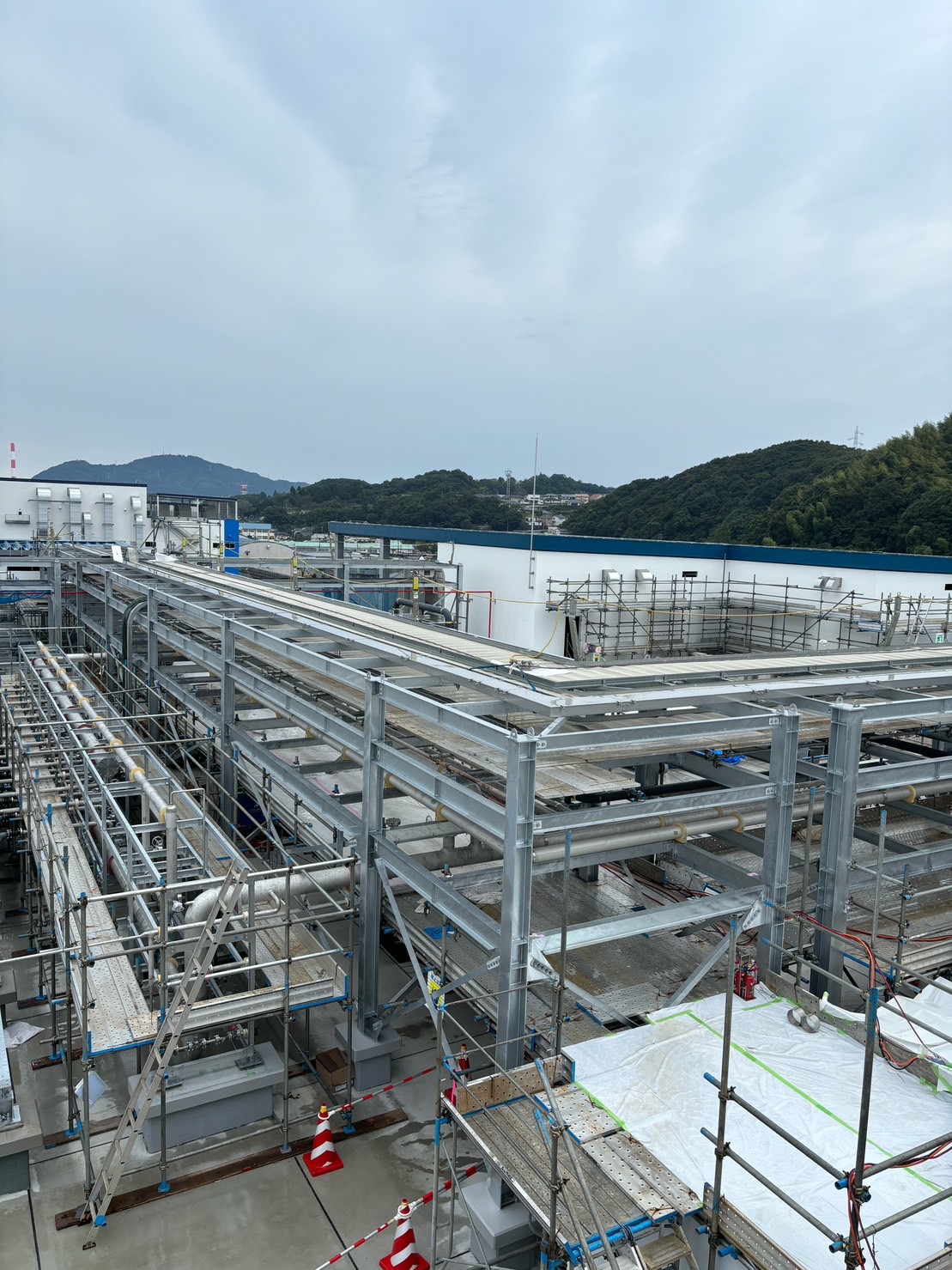 東臼杵郡門川町の株式会社高華 - 鳶工事一式｜足場仮設・重量物搬入・据付・仕上げ工事・各種撤去工事